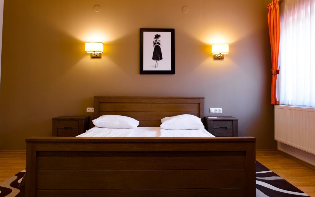 Septimia Hotels & Spa Resort Odorheiu Secuiesc Buitenkant foto